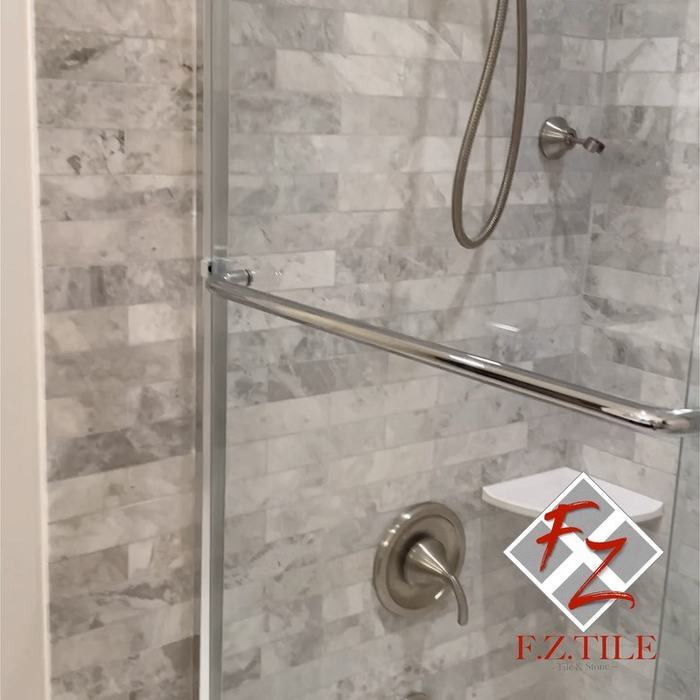 Marble subway shower detail